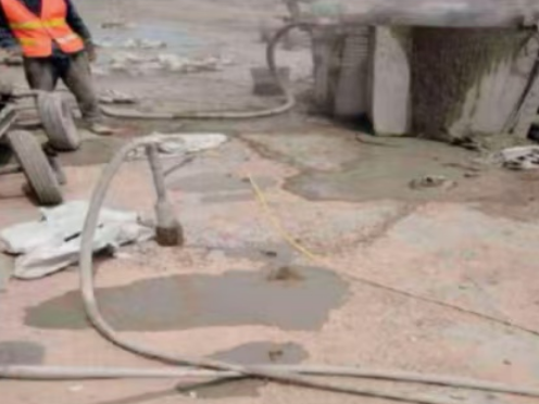 桐庐水泥混凝土路面板底注浆技术 路面脱空注浆整治方案